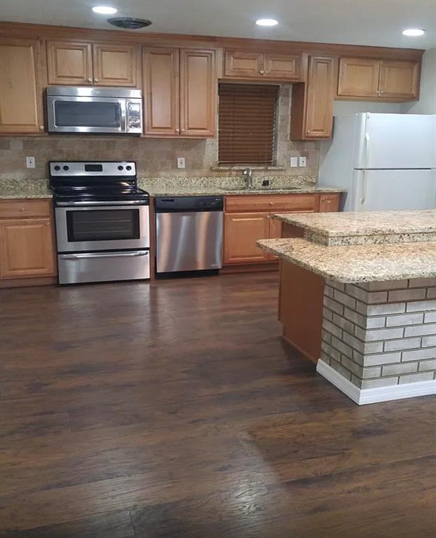 Building Photo - 4609 S Renellie Dr