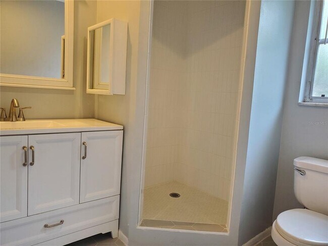 Building Photo - 4626 Hunter Ridge Dr
