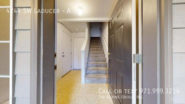 Building Photo - 4244 SW Laducer-A