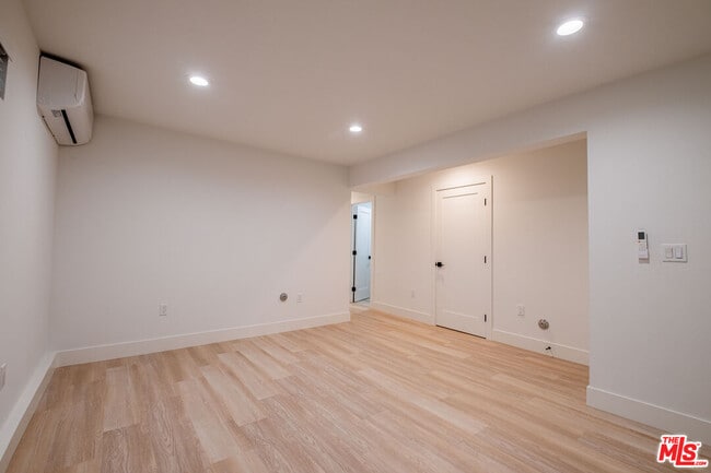 Building Photo - 2107 Pullman Ln