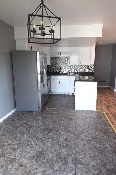 Building Photo - 1259 Inverrary Ln