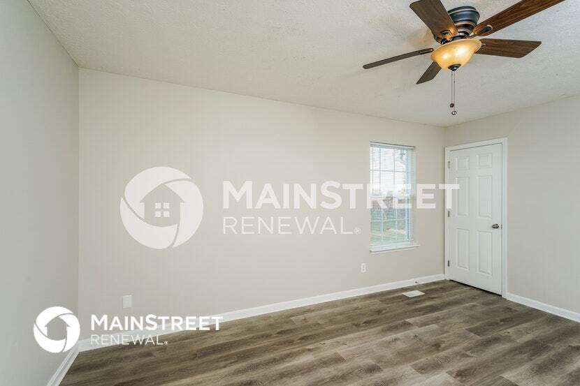 Building Photo - 651 Oak Grove Blvd