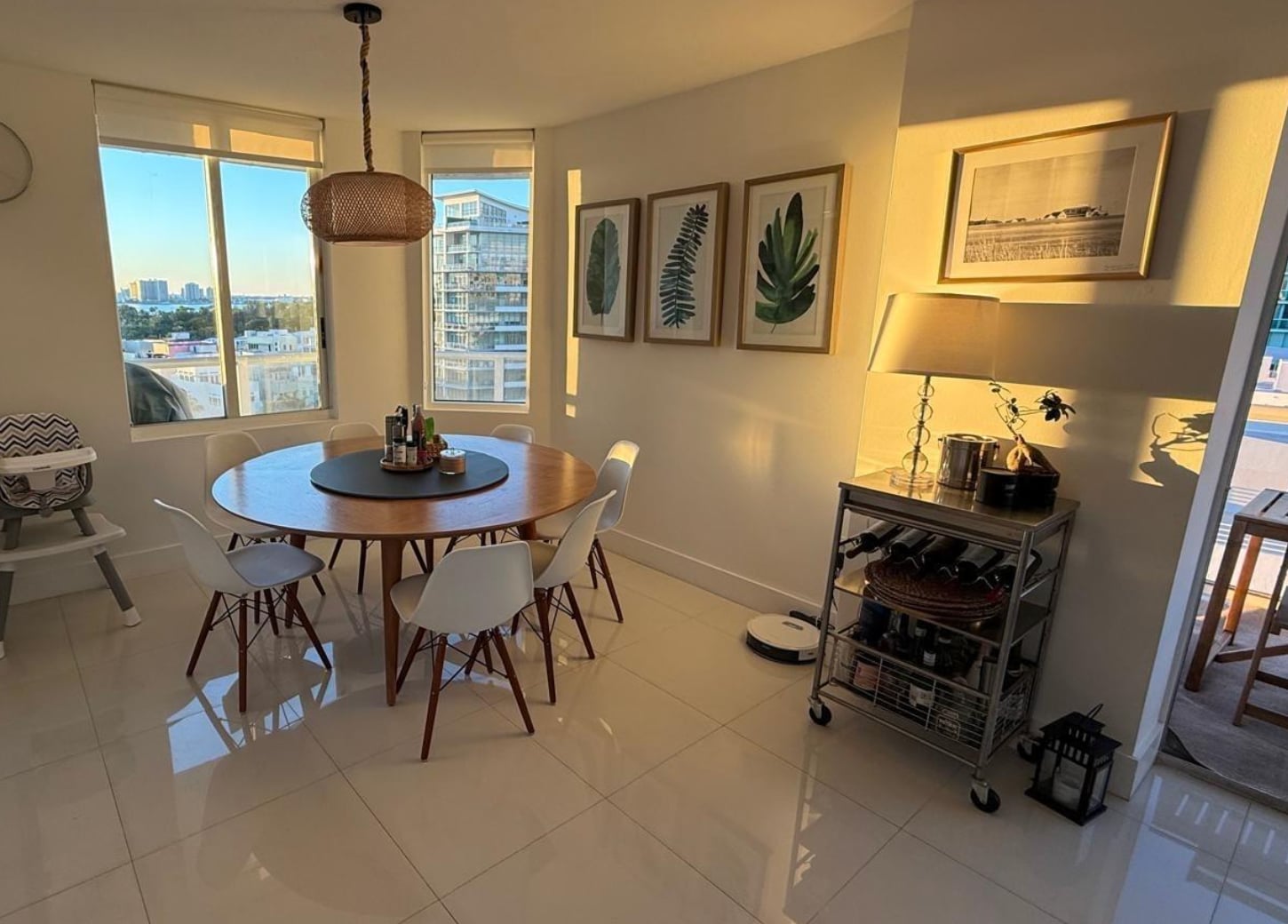 Building Photo - 5900 Collins Ave