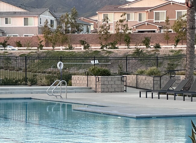 Building Photo - 16502 Casa Grande Ave