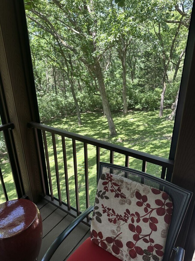 Building Photo - Shy's Hill Road Rental