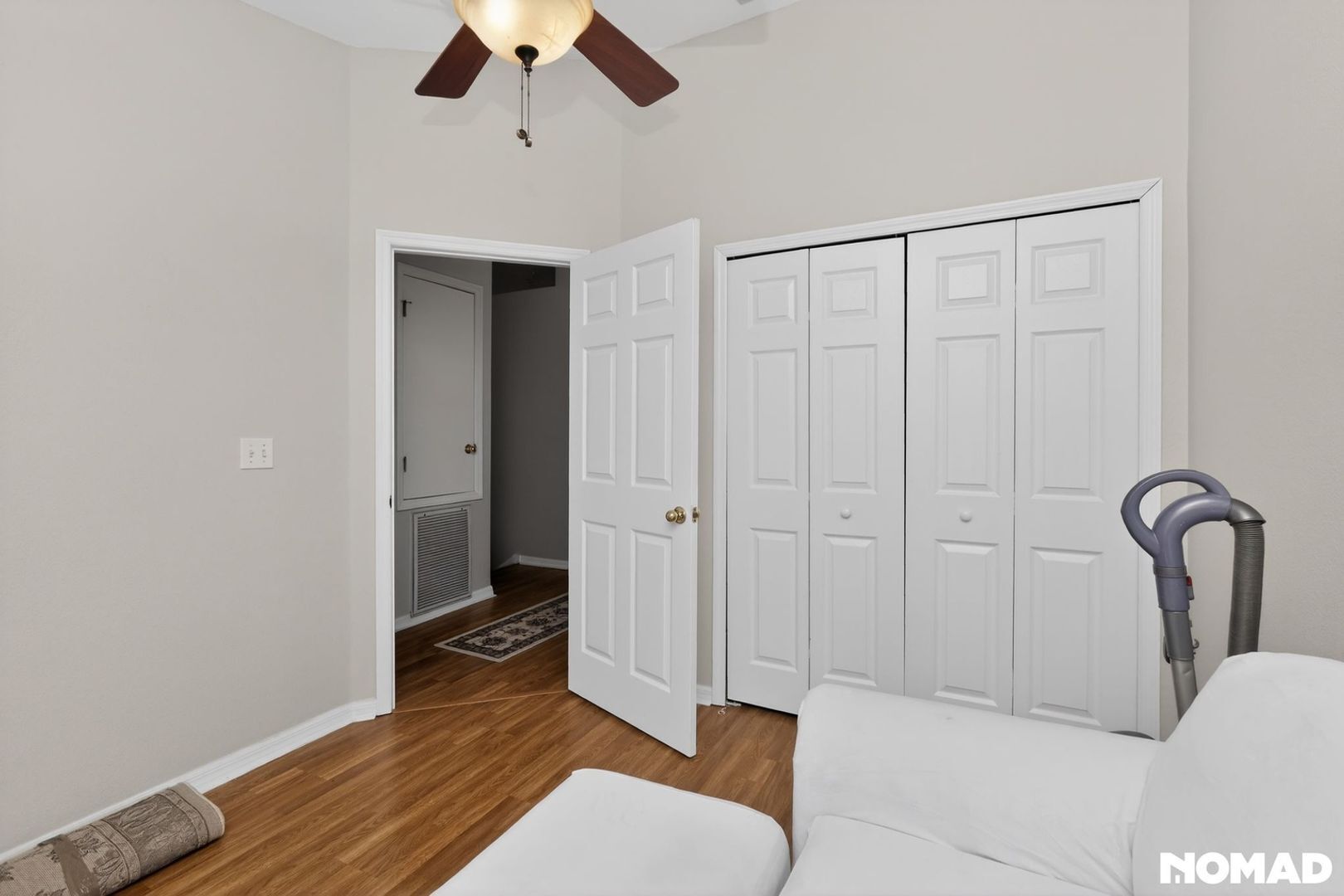 Building Photo - 1417 Lyonshire Dr