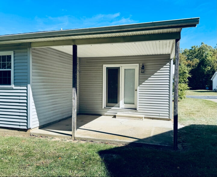 Building Photo - 4290 OH-601