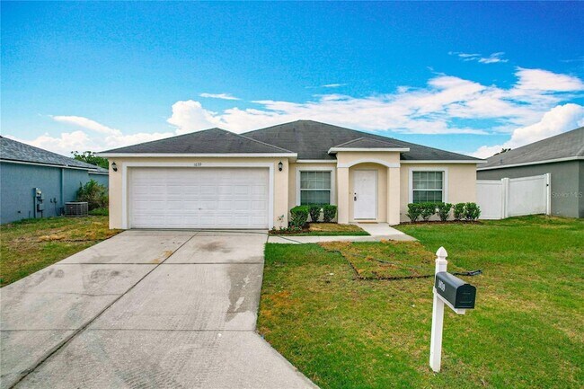 Building Photo - 1639 Saddlehorn Dr