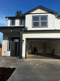 Building Photo - 3639 E Amazon Dr