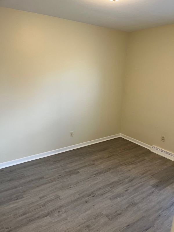 Building Photo - 3804 S Pennsylvania Ave