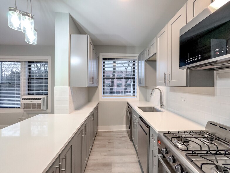 Building Photo - 385 Hazel Ave