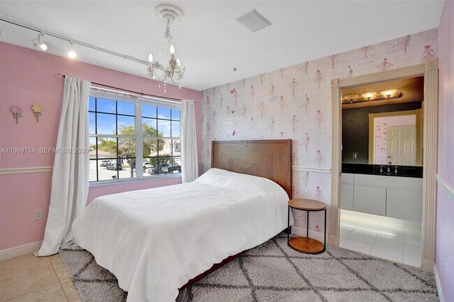 Building Photo - 17431 SW 35th St