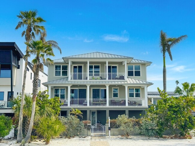 Building Photo - 1205 Gulf Way