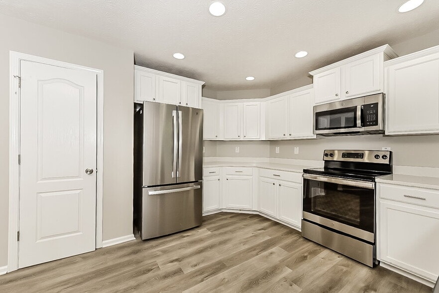 Building Photo - 129 Makenna Dr
