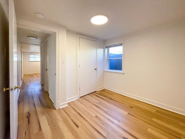 Building Photo - 801 Calhoun St