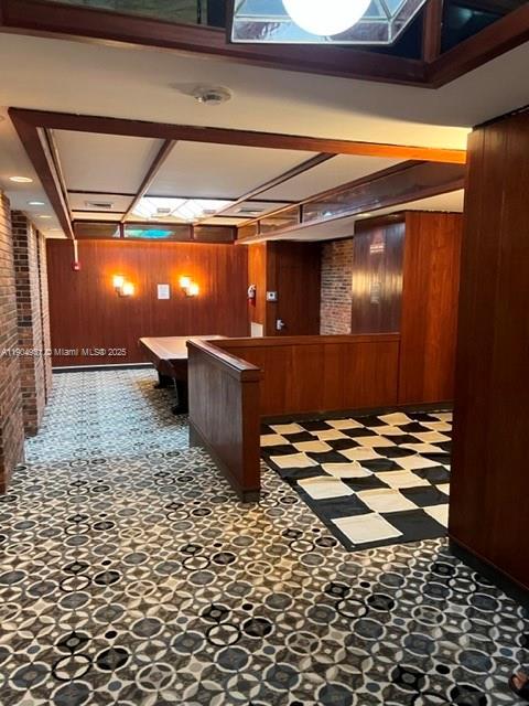 Building Photo - 2751 S Ocean Dr