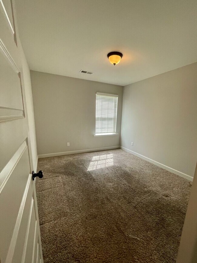 Building Photo - Central Park 933