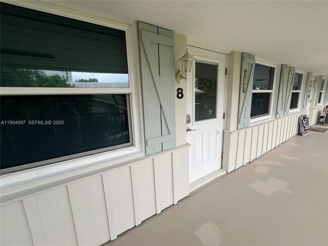 Building Photo - 108 Bravado Ln