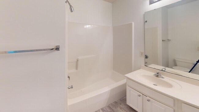 Building Photo - 1148 Academic Dr