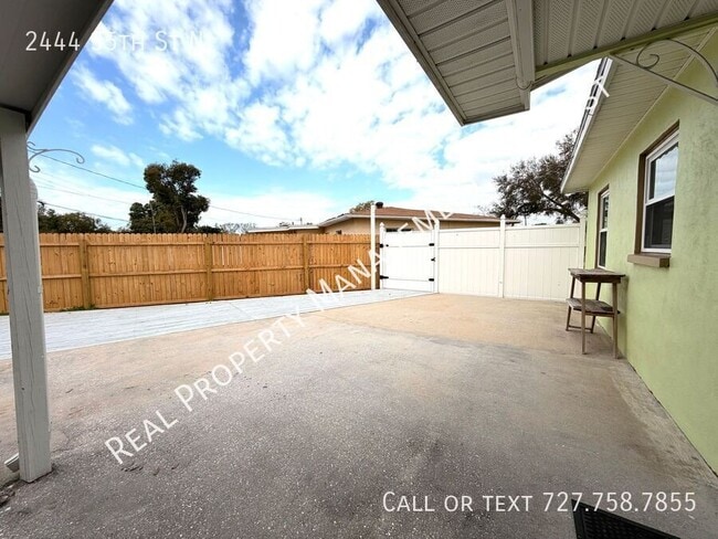 Building Photo - 2444 35th St N