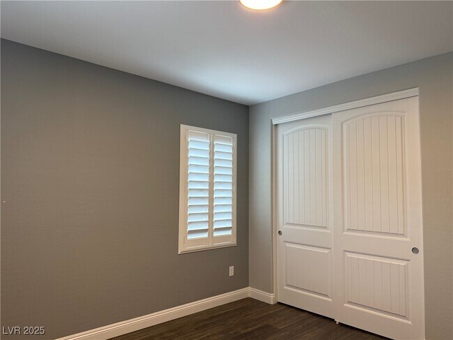 Building Photo - 304 Rezzo St