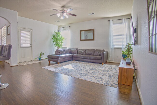 Building Photo - 6034 Starbrook Creek Dr