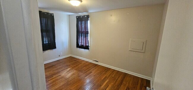 Building Photo - 227 Timber Ln