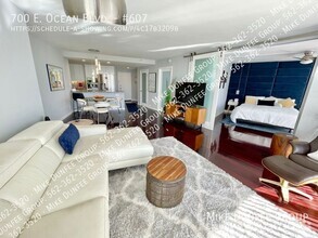 Building Photo - FULLY FURNISHED Rental at the Internationa...