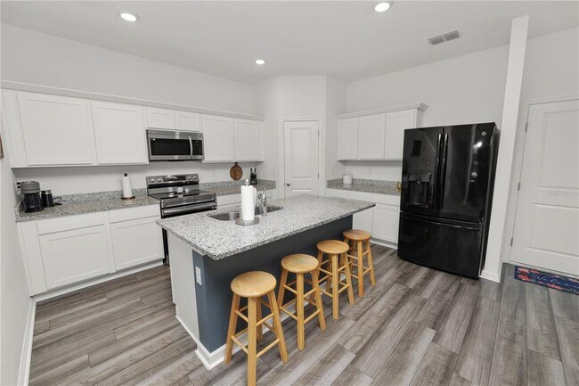 Building Photo - 11530 Adam Lee Wy