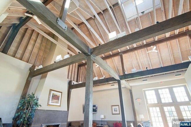 Building Photo - 1125 Hyde Park Ct