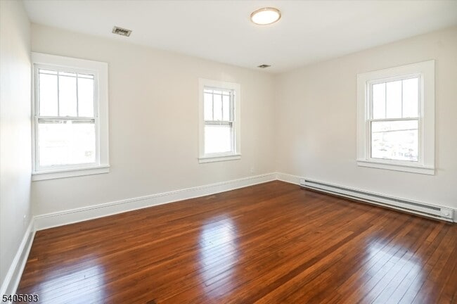 Building Photo - 265 McBride Ave