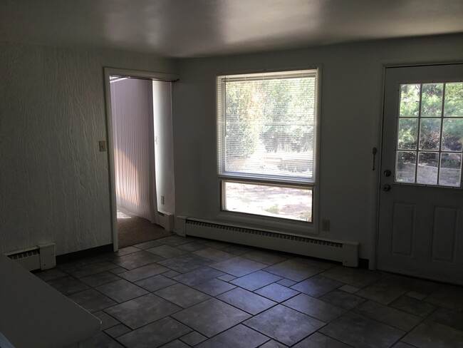 Building Photo - 1221 La Veta Way