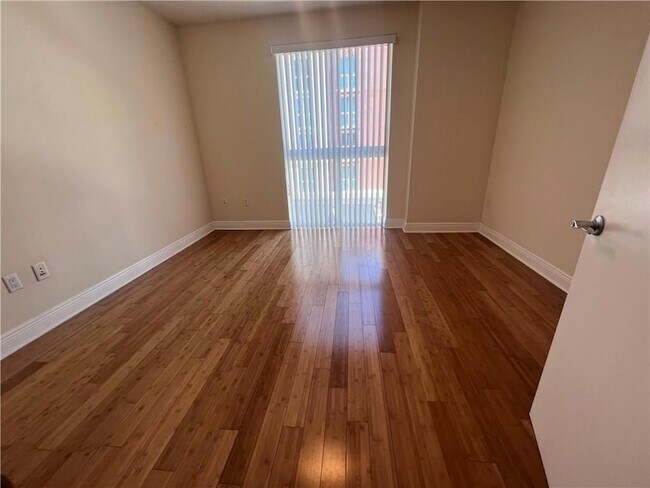 Building Photo - 7275 SW 90th St