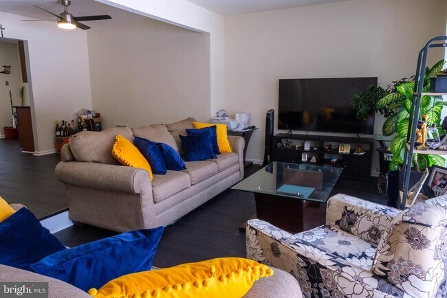 Building Photo - 37 Joyceton Way