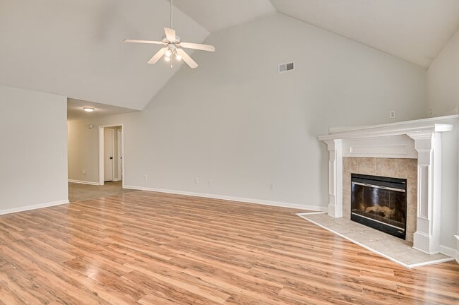 Building Photo - 409 Urial Dr
