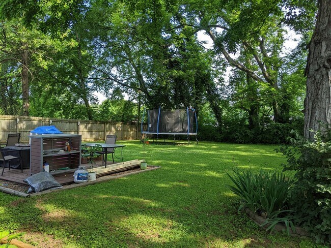Building Photo - South Nashville Gem on HUGE Corner Lot w/ ...