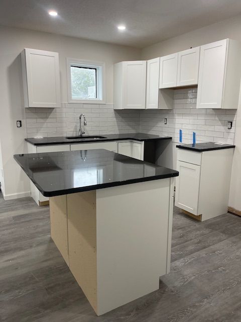 Building Photo - 23 Dewitt St