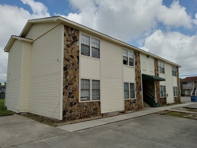 Primary Photo - 2515 O Malley Ave