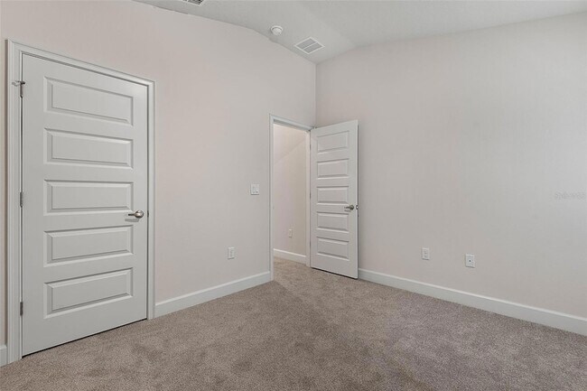 Building Photo - 14 Reston Pl