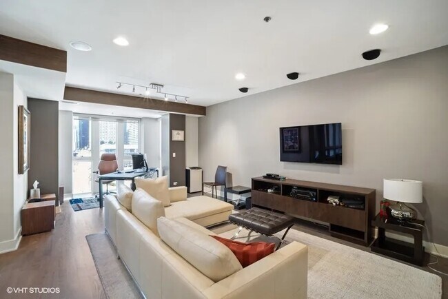 Building Photo - 178 N Harbor Dr