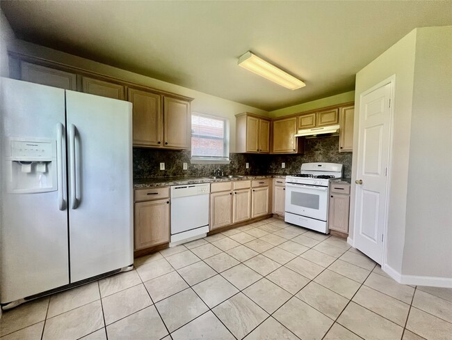 Building Photo - 7354 Eden Crossing Ln
