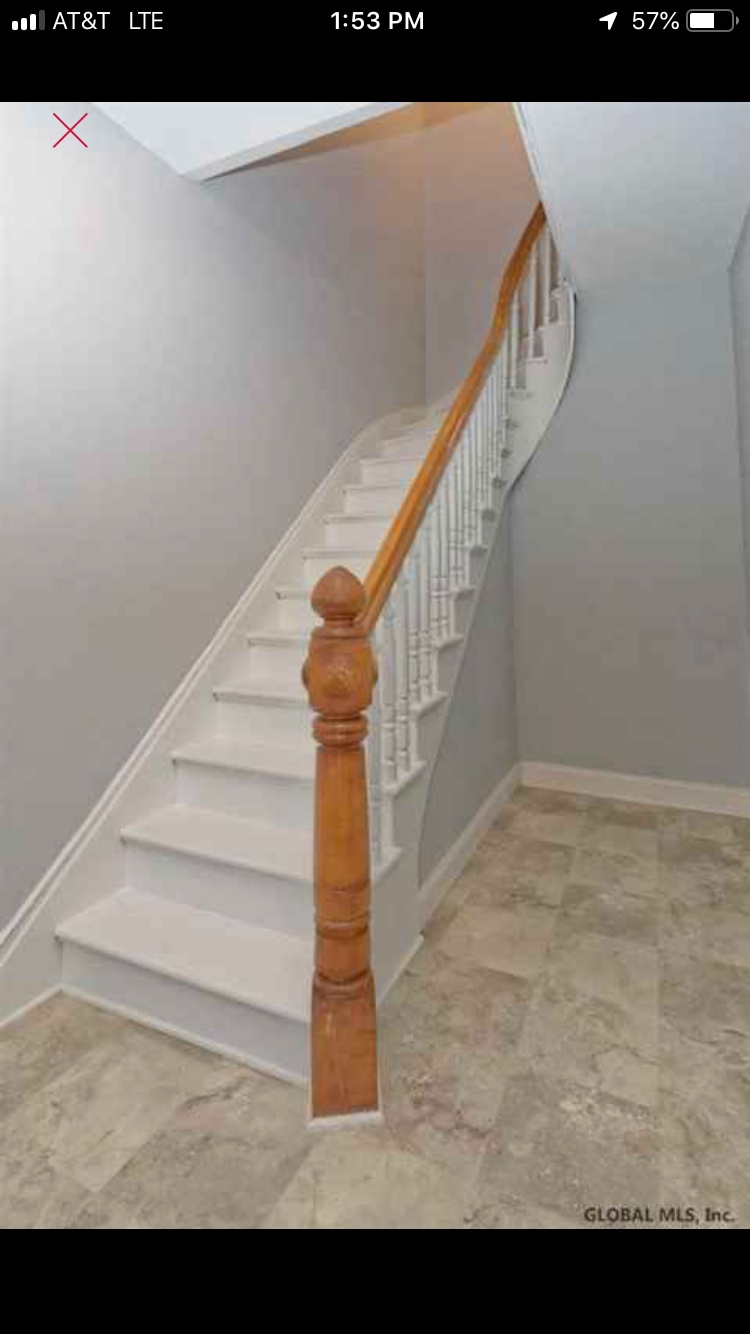 Building Photo - 508 6th Ave