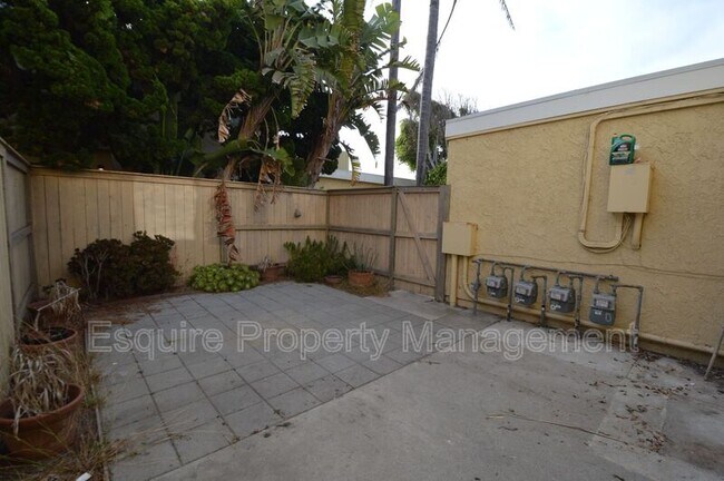 Building Photo - 5410 Driftwood St
