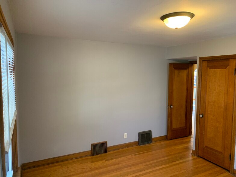 Building Photo - 2329 N 72nd St