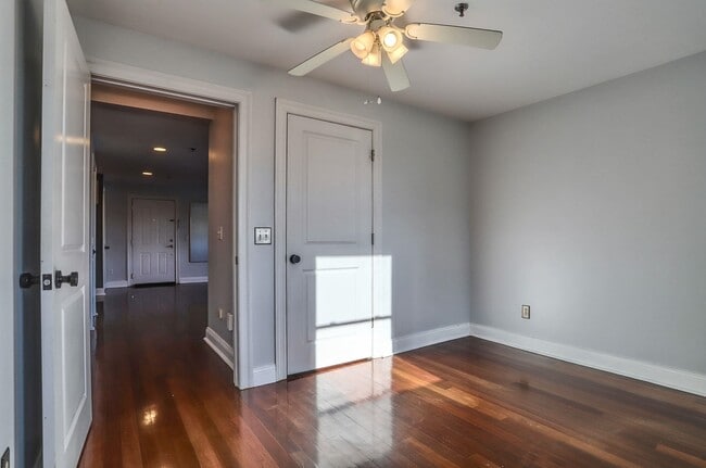 Building Photo - 1720 New York Ave