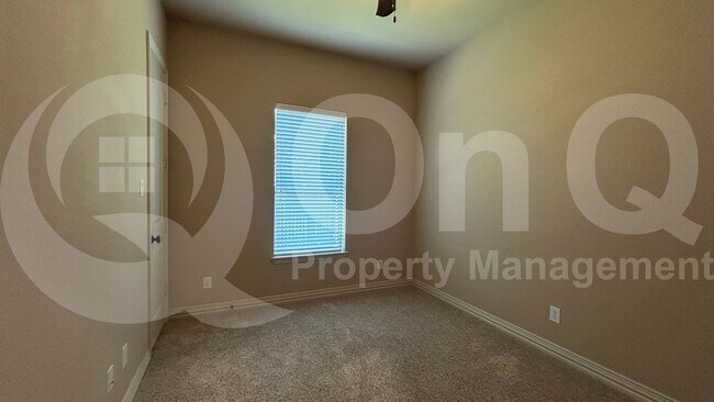 Building Photo - 4513 Cherokee Dr