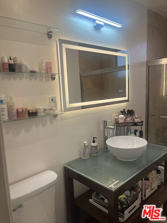 Building Photo - 866 Hilldale Ave