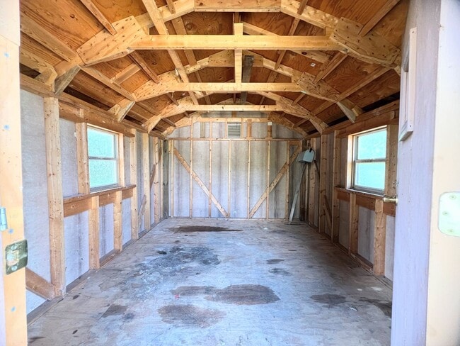 Building Photo - 20891 Hampton Dr