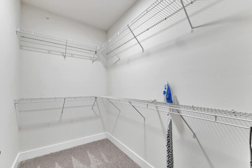 Building Photo - 515 Pleasant Dr