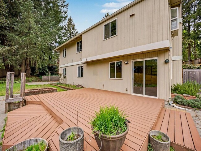 Building Photo - Spacious 4-Bedroom Lacey Home with A/C, Basement Bonus Space & Wetlands Privacy